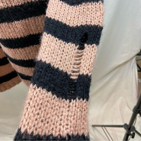 Pam & Gela Distressed Striped Asymmetrical Hem Sweater Small Wool Blend - Picture 4 of 12